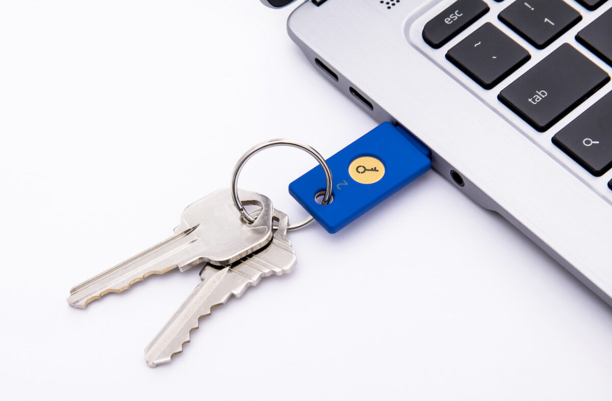 Twitter Offers Hardware Security Key To Protect Mobile Users Gadgets Post